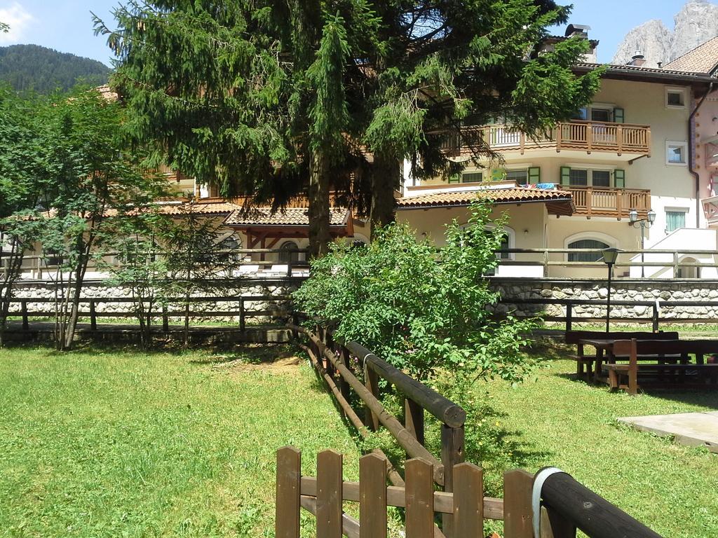 Appartamento Niki Campitello Campitello di Fassa Δωμάτιο φωτογραφία